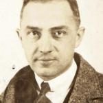 William Carlos Williams was born in 1883.
