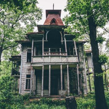 Exploring Setting: Constructing Character, Point of View, Atmosphere, and Theme