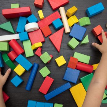 Teaching Shapes Using Read-Alouds, Visualization, and Sketch to Stretch