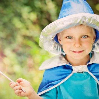 A Picture's Worth a Thousand Words: From Image to Detailed Narrative