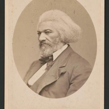 Comparing Portrayals of Slavery in Nineteenth-Century Photography and Literature