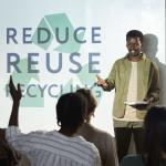 Creating Better Presentation Slides through Glance Media and Billboard Design